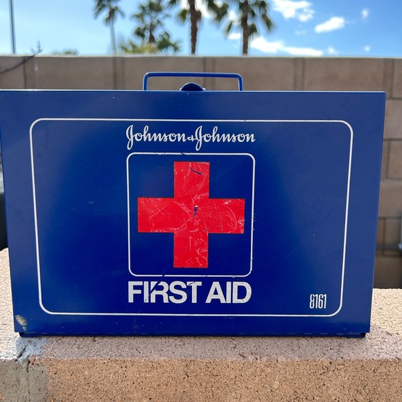 Other Vintage Johnsonjohnson First Aid Kit Poshmark